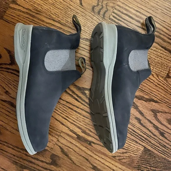 Navy Blundstone Chelsea boots - Picture 2 of 5